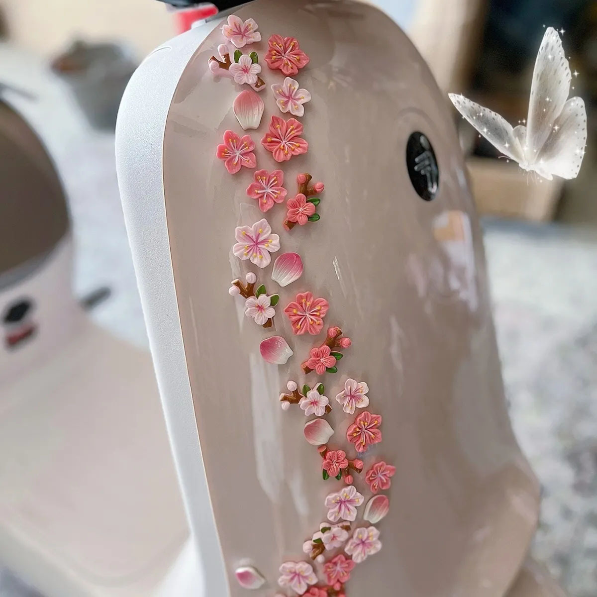 Car Accessories Sticker - ملصق سيارة على شكل زهرة الخوخ