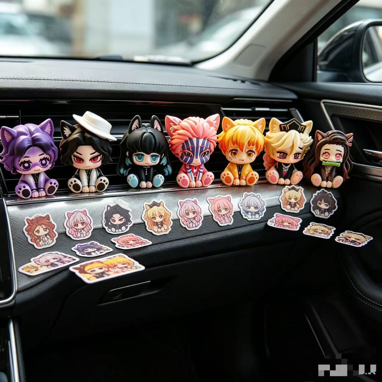 Car Accessories For Decoration - تمثال صغير لشخصية قاتل الشياطين، زينة
