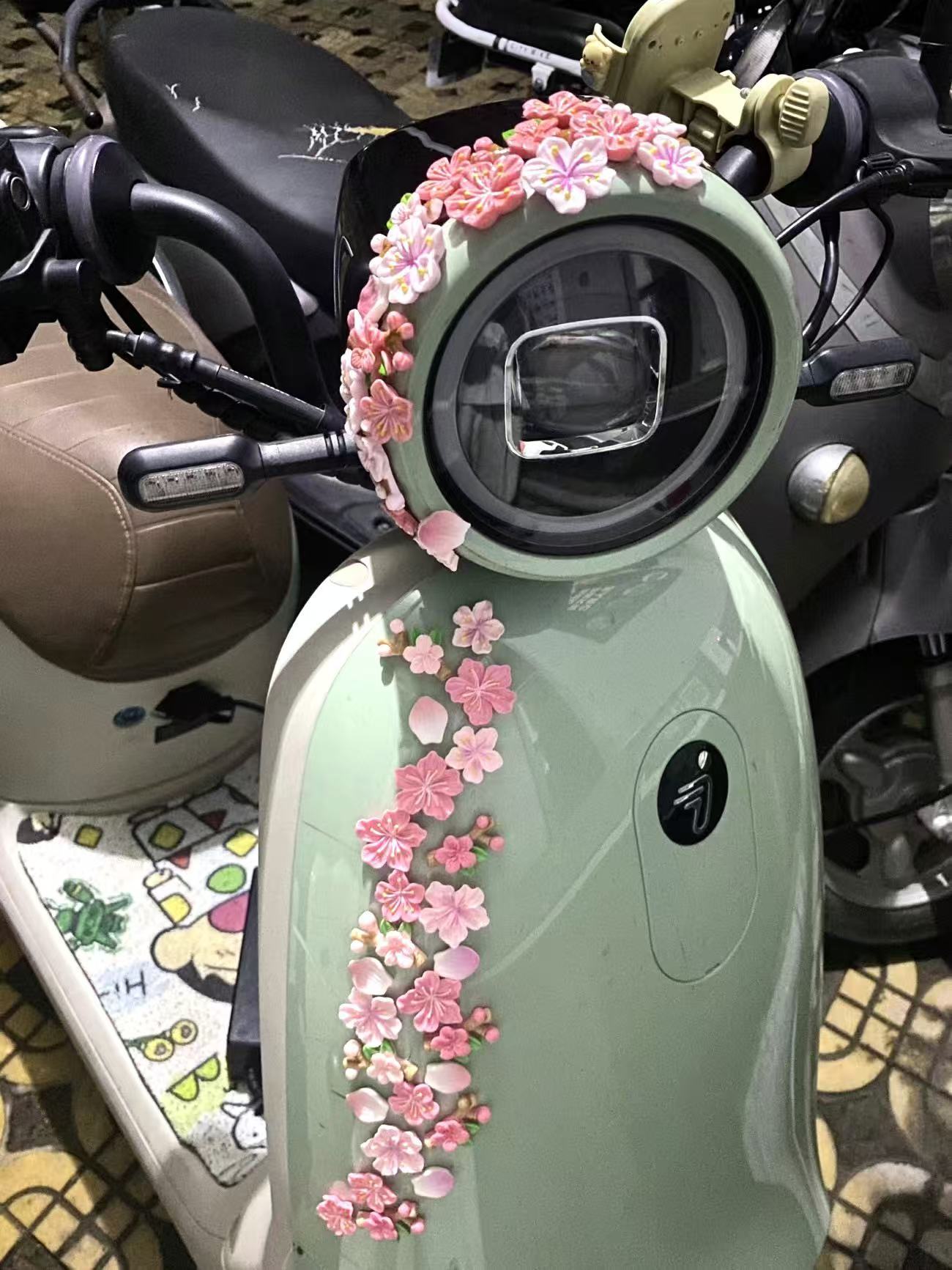 ملصق سيارة على شكل زهرة الخوخ  - مراجعة Car Accessories Sticker وسعره
