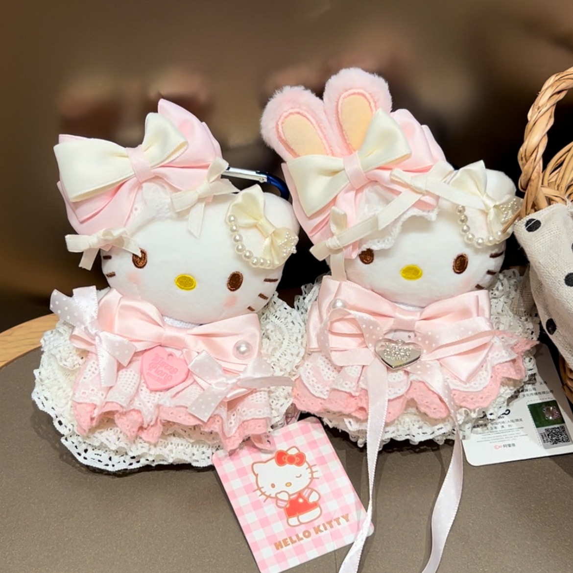 دمية سانريو هالو كيتي محشوة من - مراجعة Car Accessories In Japan وسعره